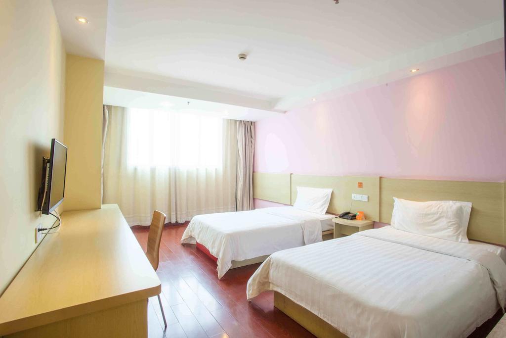 7Days Inn Beijing South Fengtai Road Subway Station Branch 2*